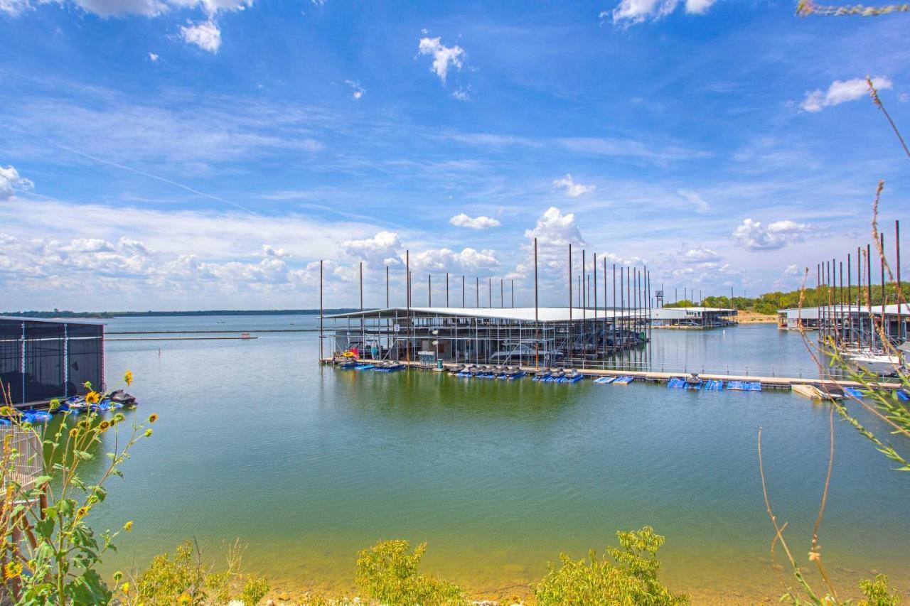 Lake View Tangled At Texoma Home With Hot Tub! Pottsboro Exterior photo