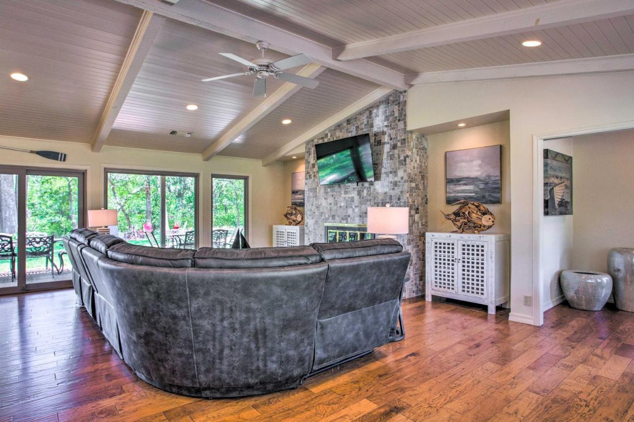 Lake View Tangled At Texoma Home With Hot Tub! Pottsboro Exterior photo